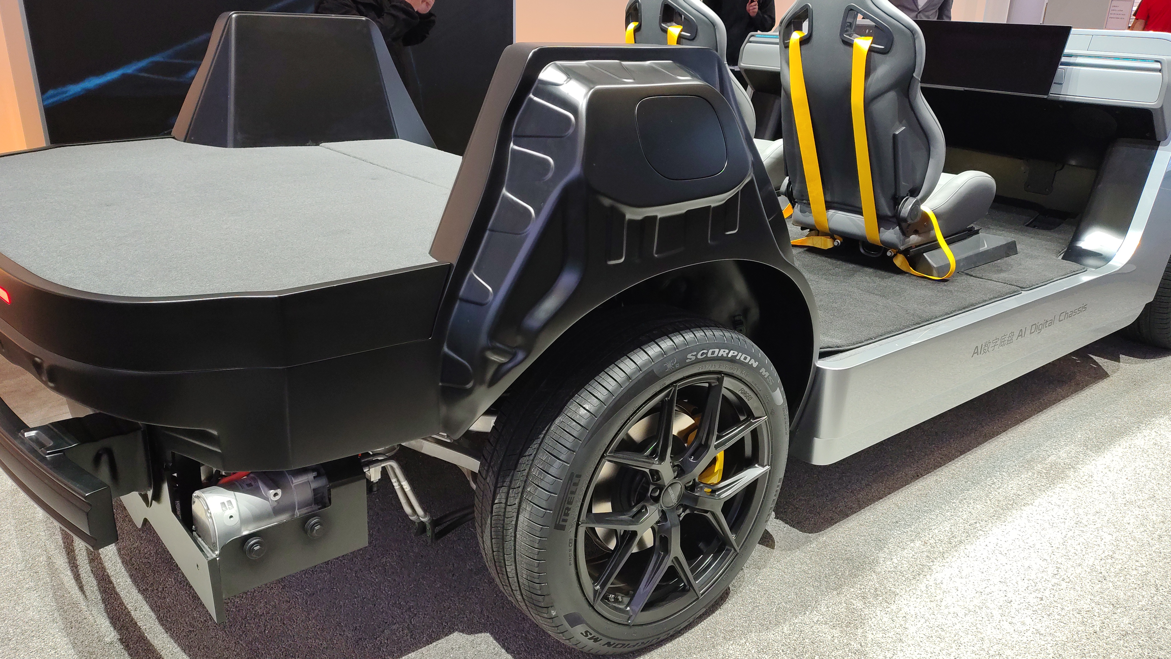Geely AI Digital Chassis